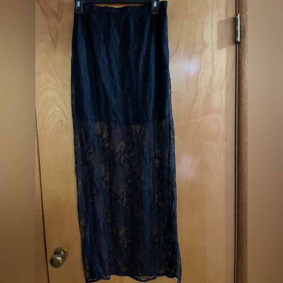 Keepsake The Label Young Forever Lace Skirt NWT Size Medium - Picture 1 of 1